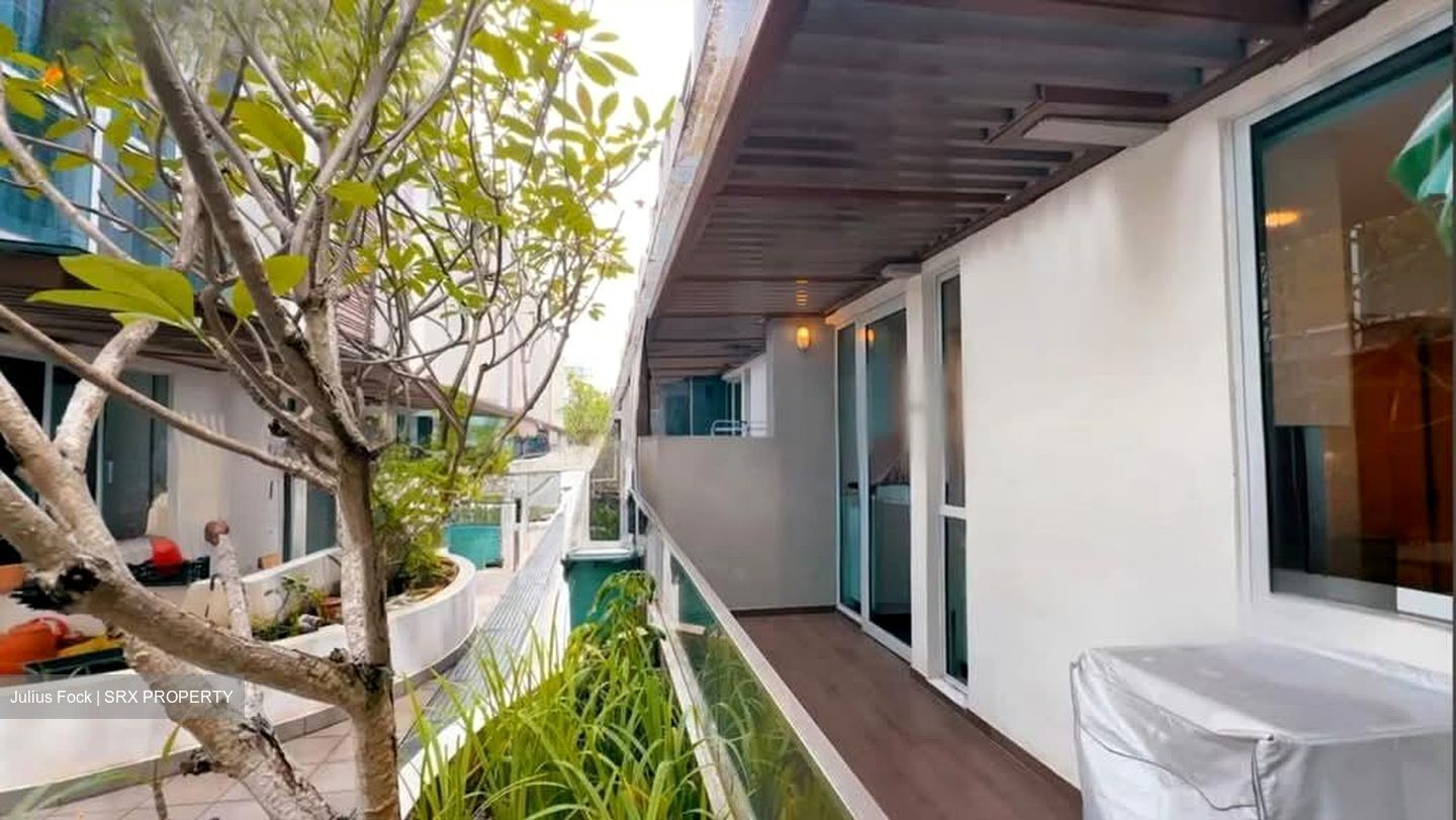 Fish Farm Road 3 (D19), Terrace #564556301